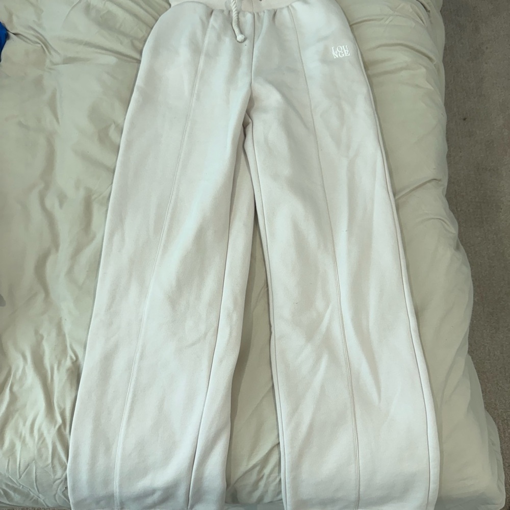 Lounge Cream Sweatpants